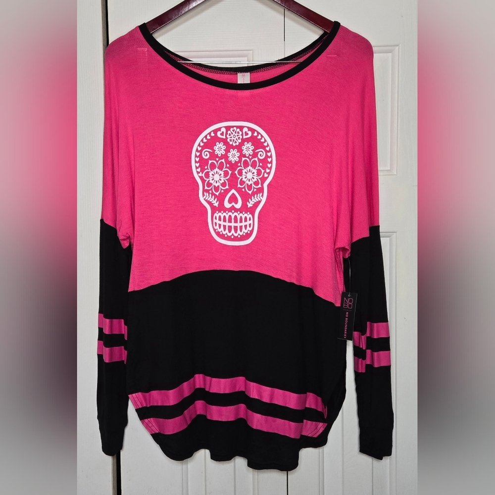 NWT No Boundaries Day of the Dead Sugar Skull Top - Pink & Black